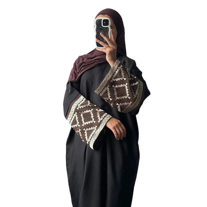 Foreign Trade Middle East Dubai Women's Embroidered Bat Sleeve Loose Cardigan Gown
