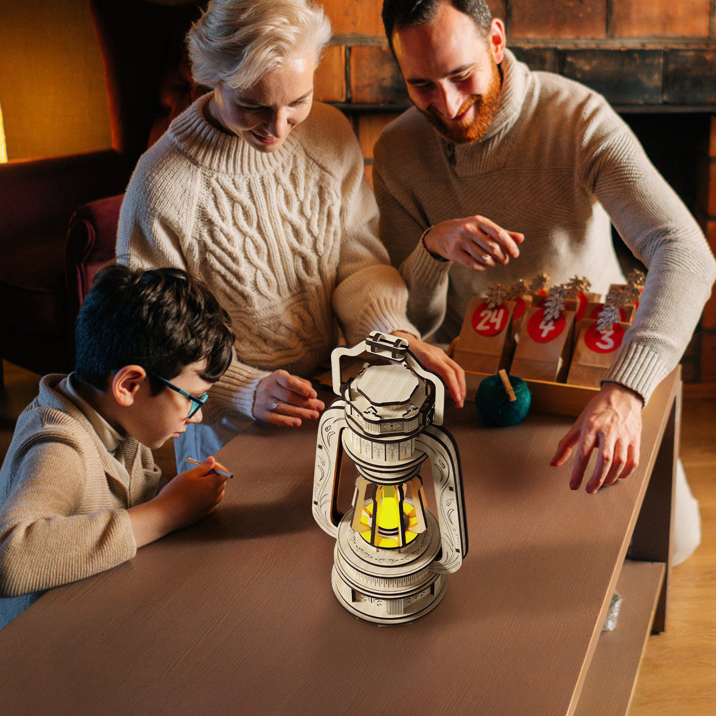 Home Fashion Simple Alisa's Illuminated Lantern Puzzle Toys