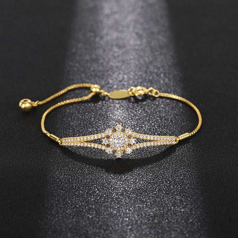 Gentle Romantic Womens Snowflake Bracelet With A Sweet Chic Design And A Dazzling Eye-catching Finish