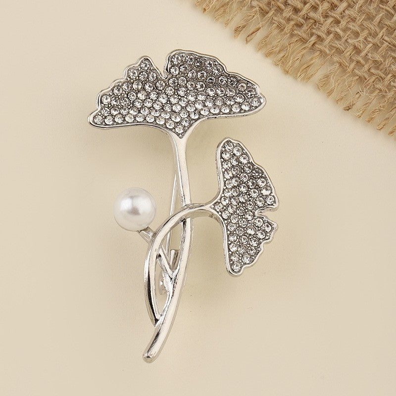 Seamless Anti-exposure Chest Pin With A Luxe Light- Luxury Vibe