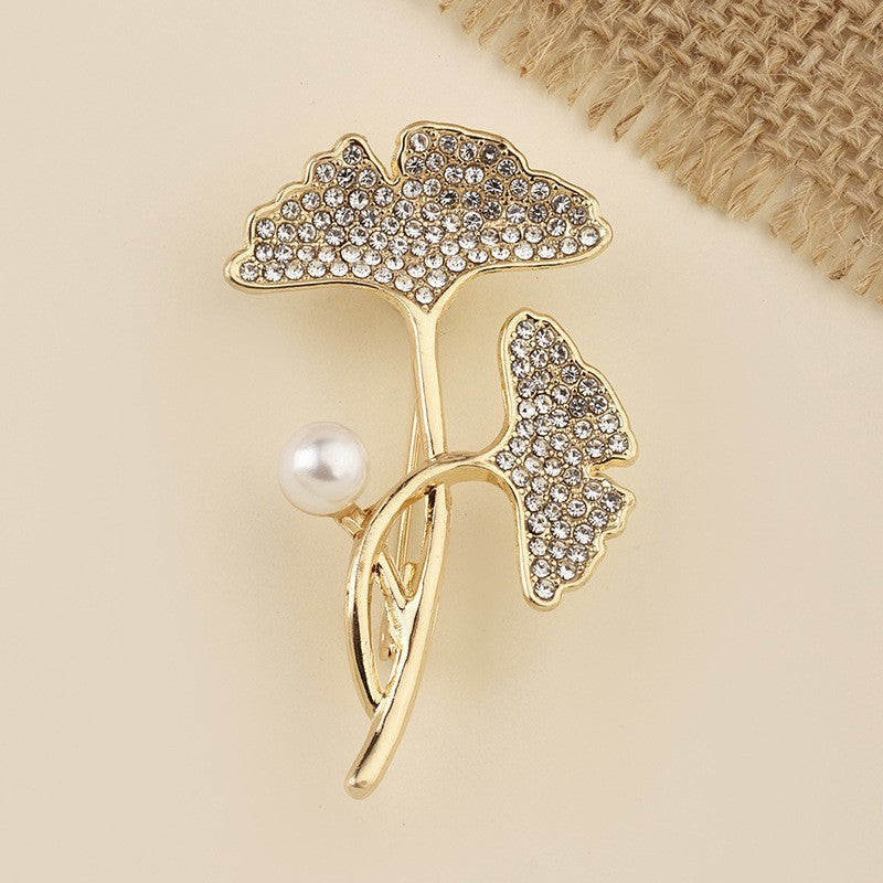 Seamless Anti-exposure Chest Pin With A Luxe Light- Luxury Vibe