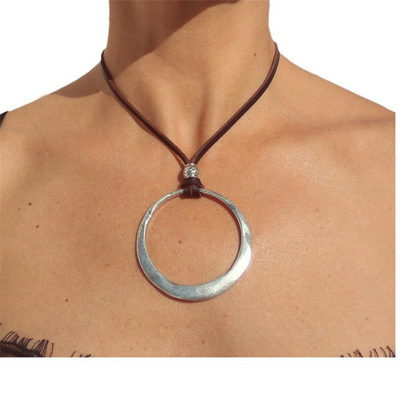 Minimalist Alloy Round Ring Pendant Necklace