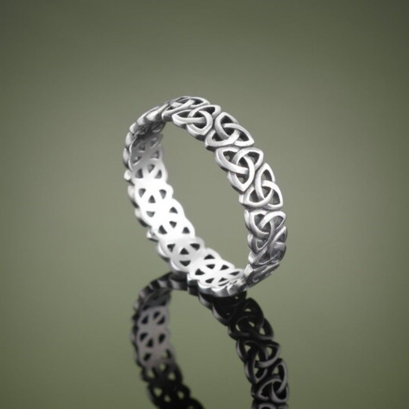 Nordic Tyle Hollow Triangle Knot Ring