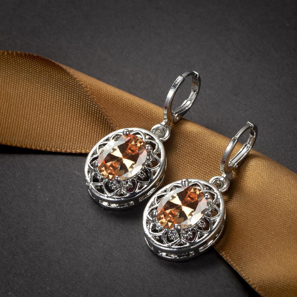 Womens Hollowed Petal Ear Clips Earrings