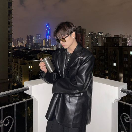 High-quality Embroidered Retro Pu Leather Shoulder Pad Suit