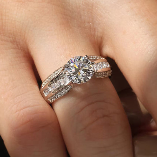 Four-claw-set Ring For Women