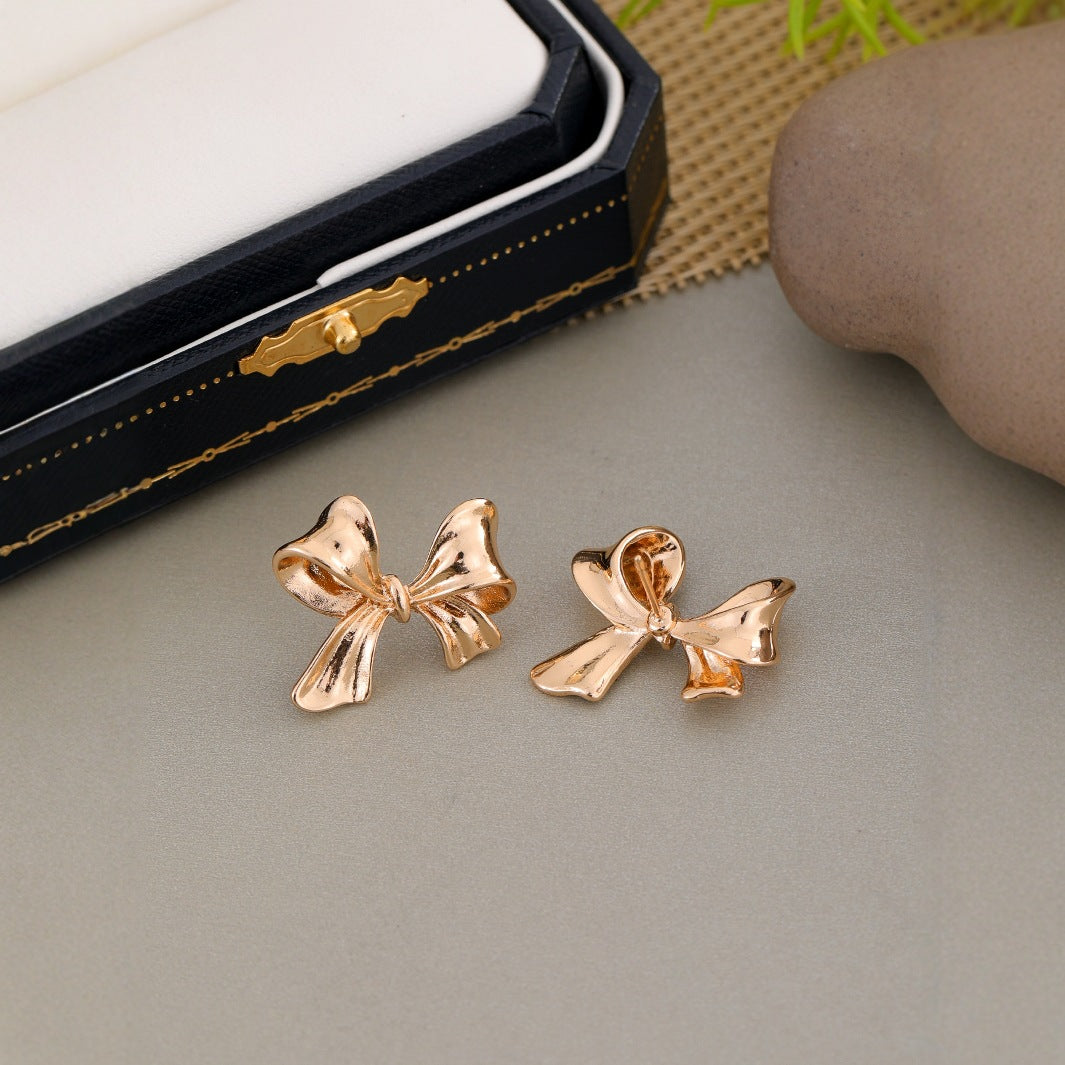 Hot Selling Golden Bow And Earrings For Women