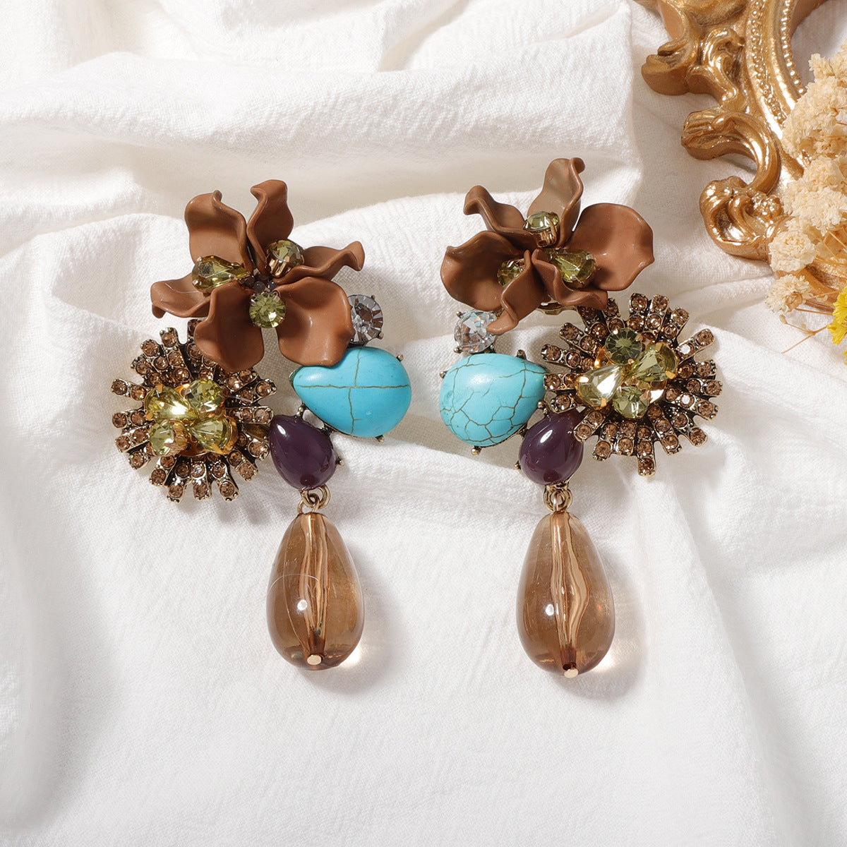 Womens Retro Bold Statement-Ready Long Earrings That Pair With Everything