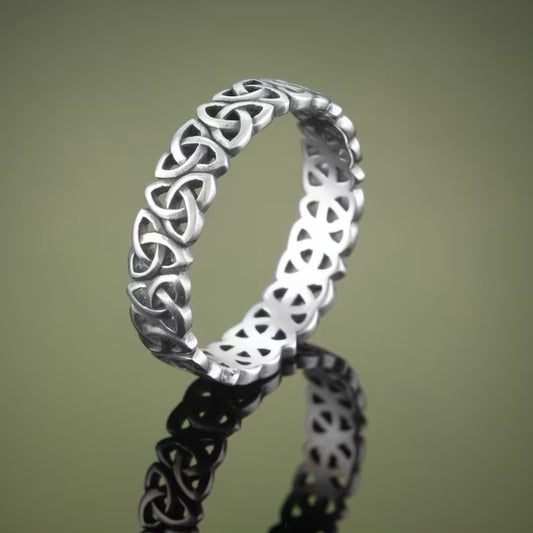 Nordic Tyle Hollow Triangle Knot Ring
