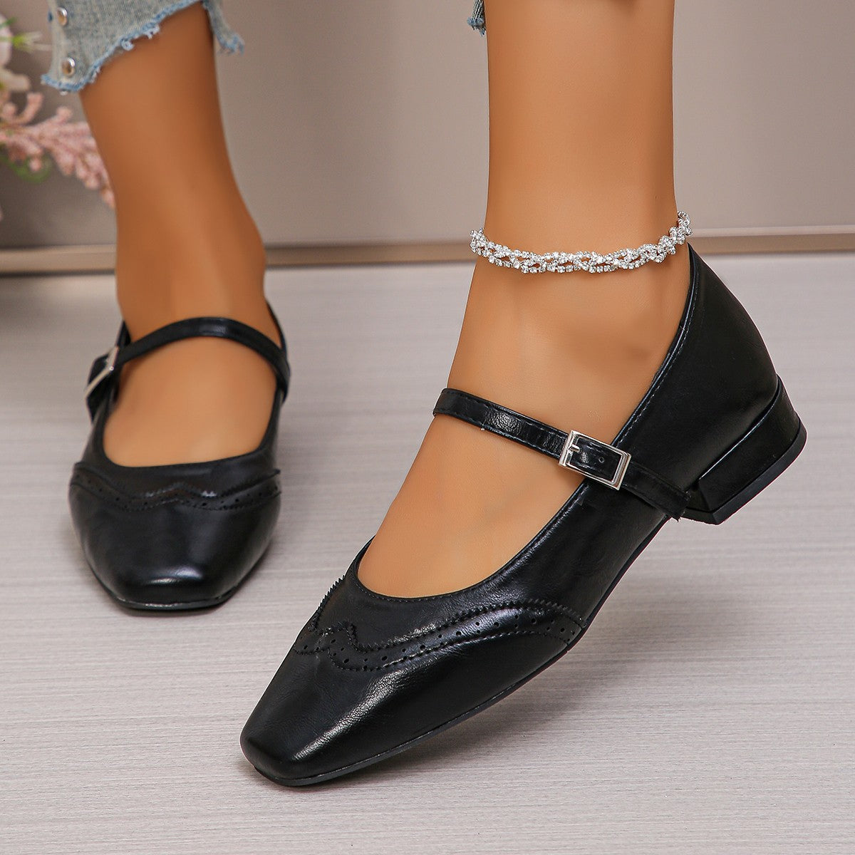 New Style Women's Casual Peep-toe Pumps With A Single Strap Buckle